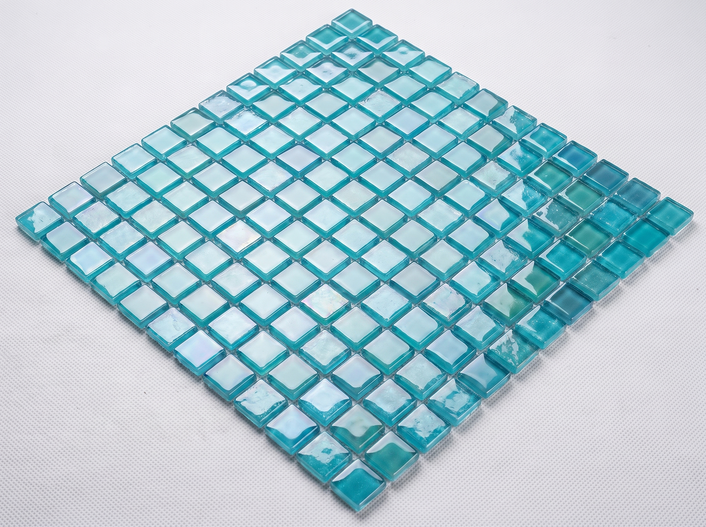 Glasmosaik 23×23 mm Türkis Schimmer