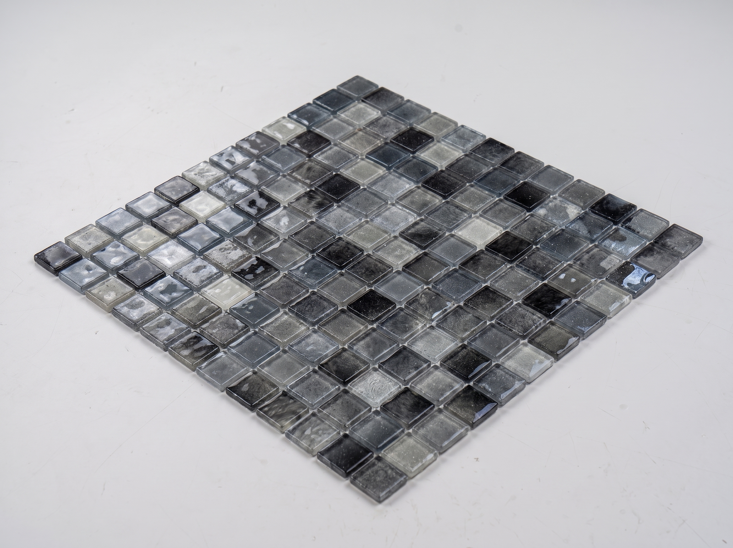 Glasmosaik Mosaikfliese Nizza  23×23×4 mm Schwarz