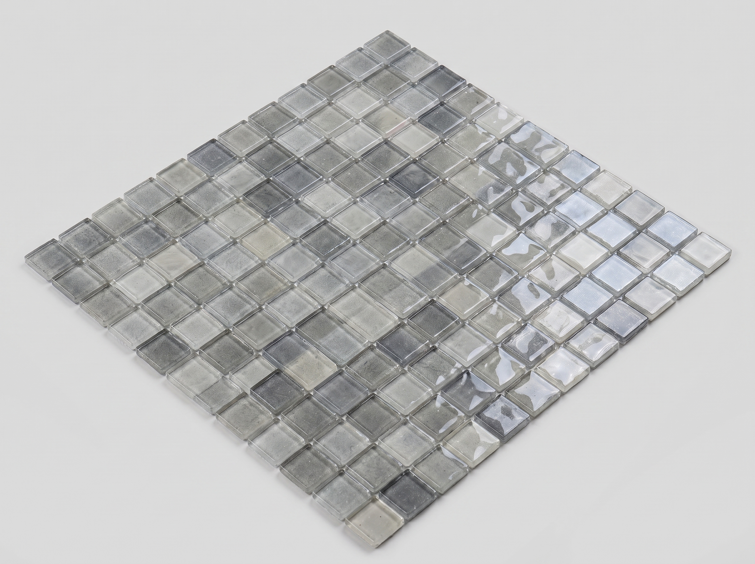 Glasmosaik Mosaikfliese Nizza 23×23×4 mm Grau